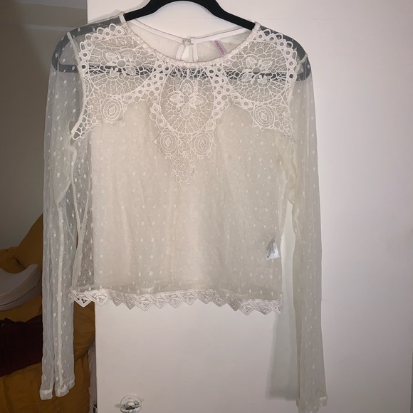 Long sleeve sheer top - Picture 2 of 6
